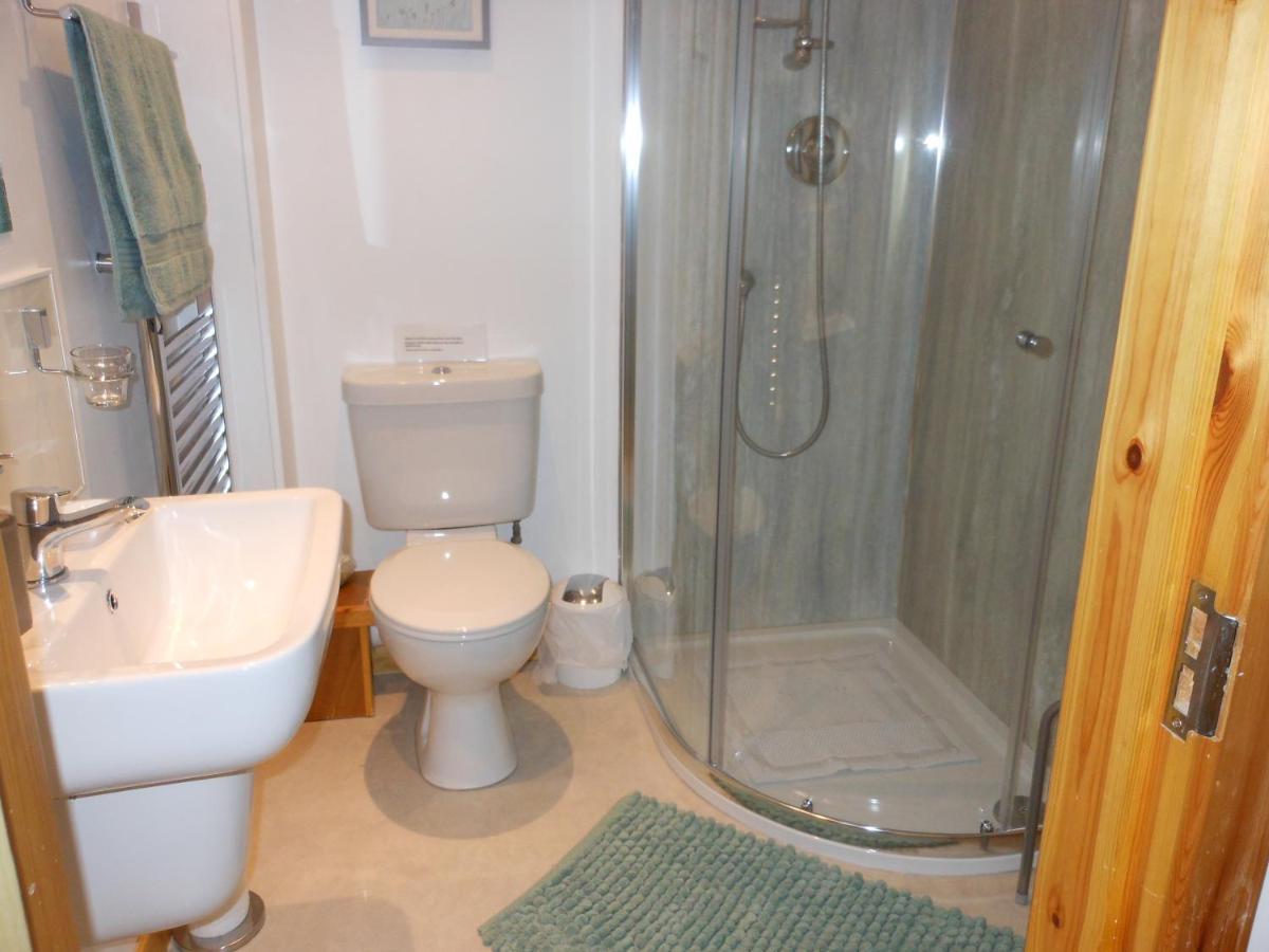 Orkneyinga Apartment เคิร์กวอลล์ ภายนอก รูปภาพ